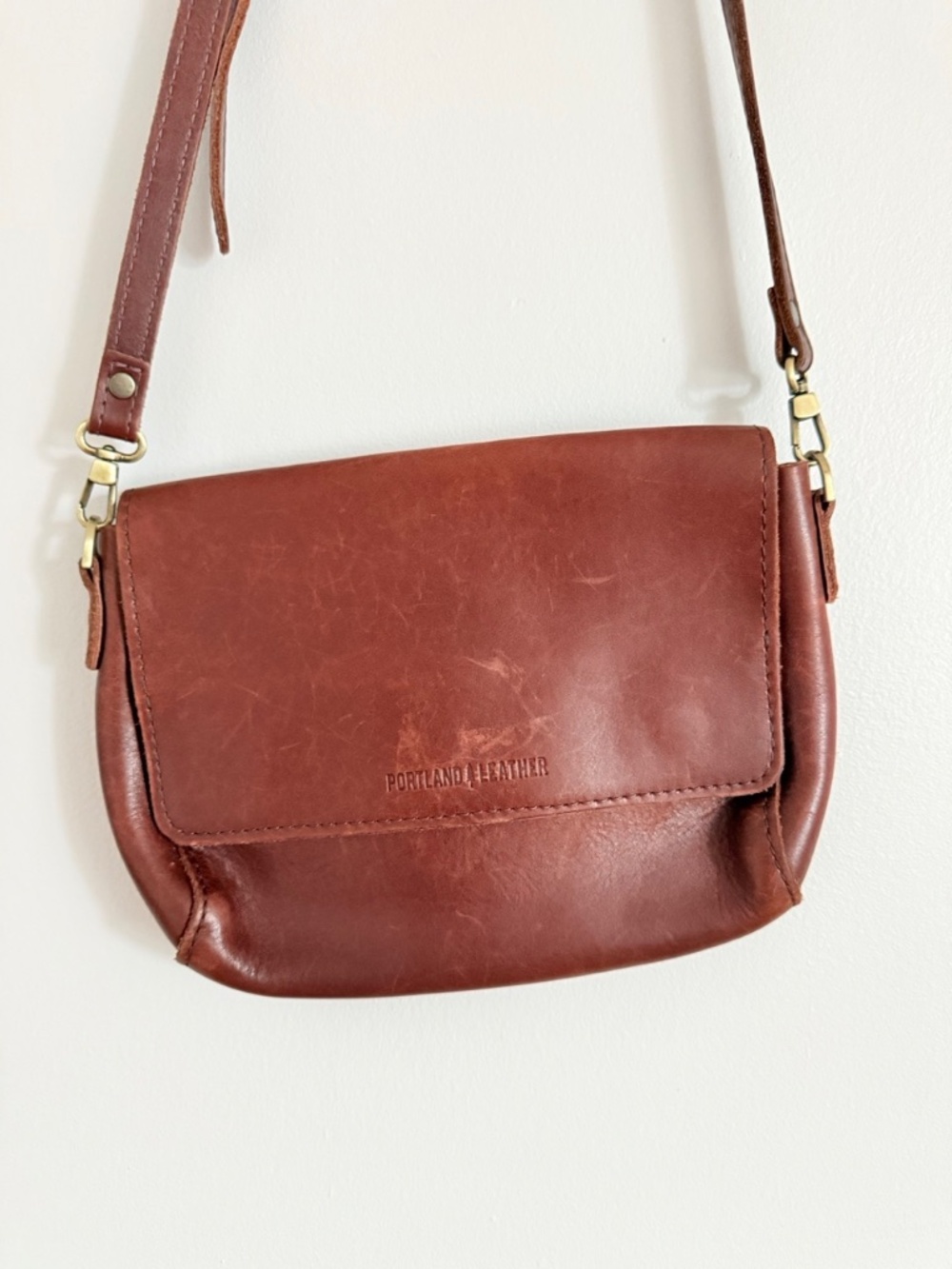 Portland Leather Metro Crossbody Mini | Leather Messenger Bag